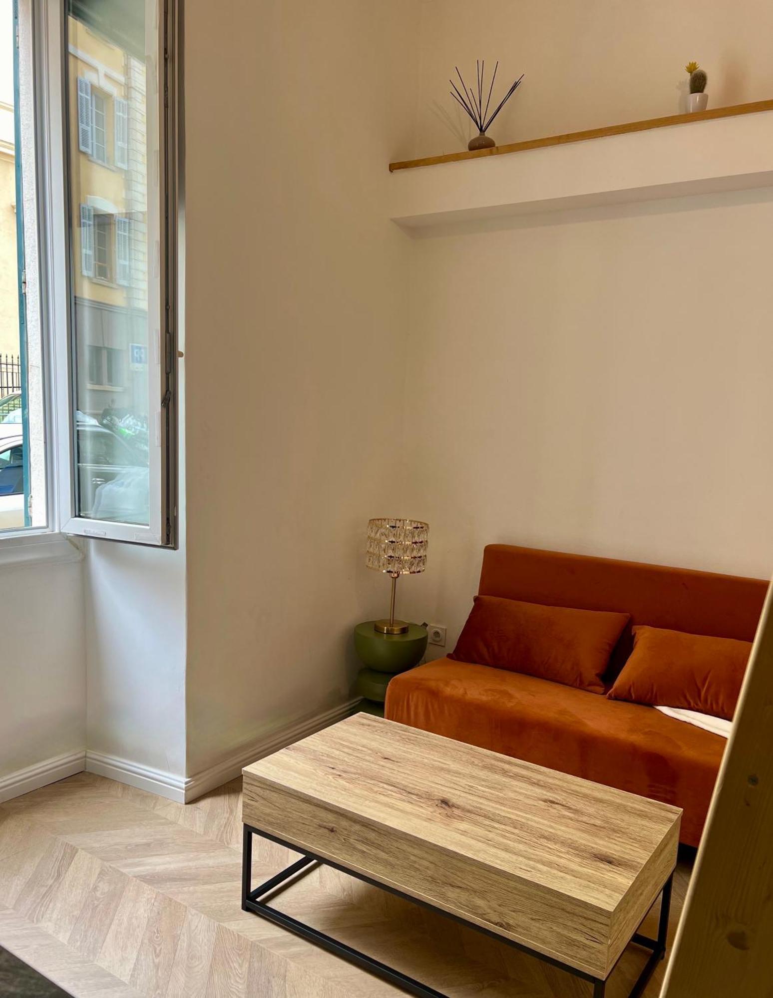 Hyper Centre Apartment *